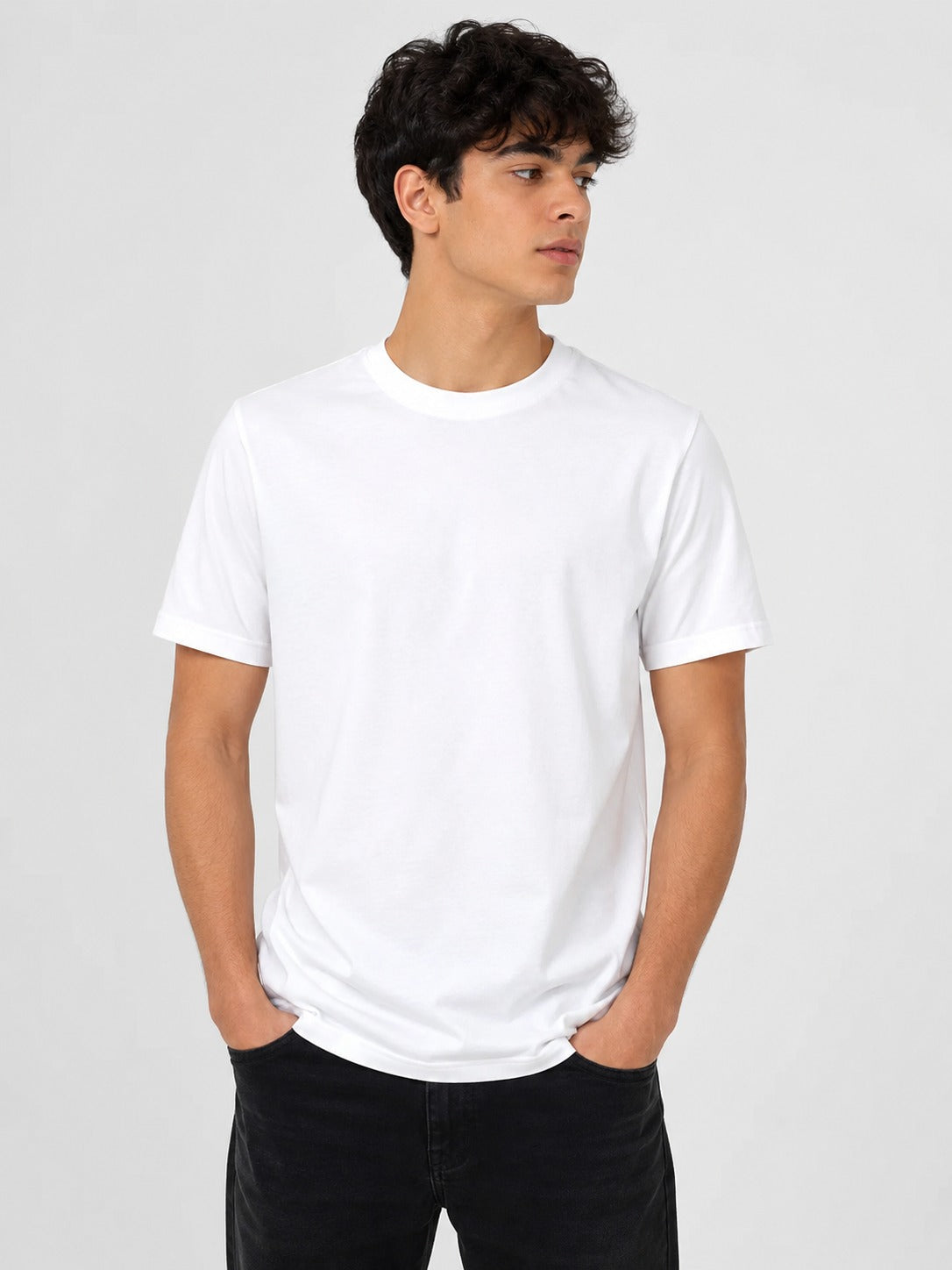 White croped tees