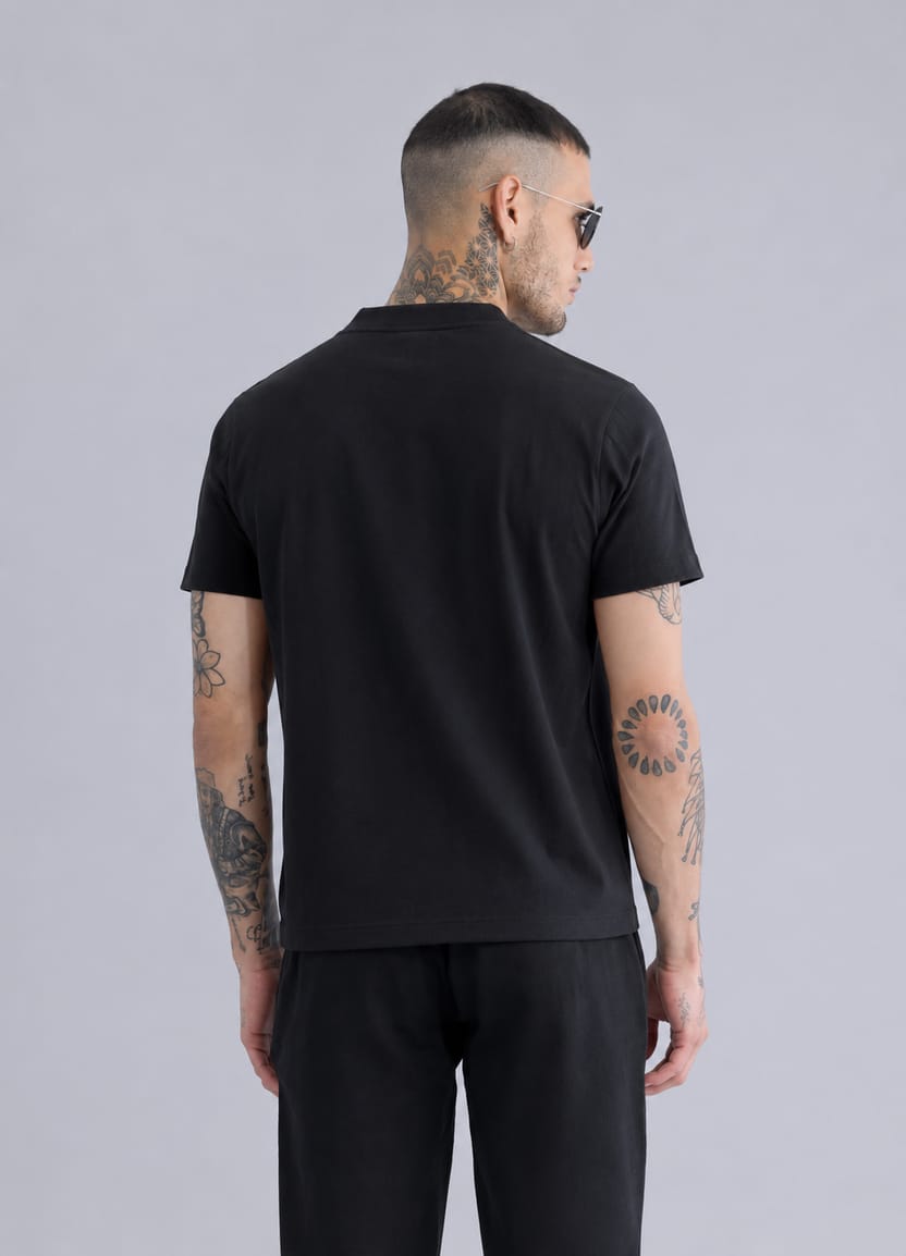 Black crop tees